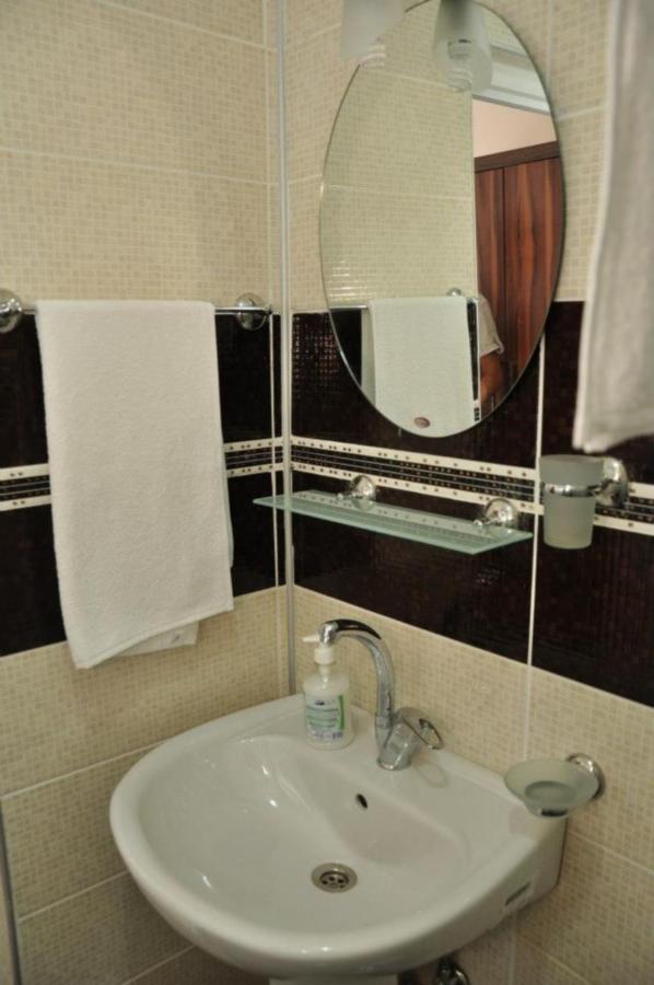 Unside Apart Otel Εξωτερικό φωτογραφία