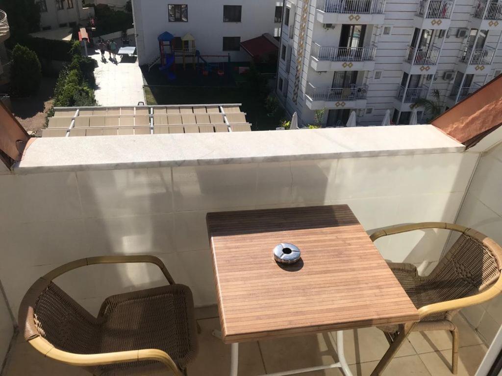 Unside Apart Otel Εξωτερικό φωτογραφία